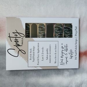Sporty Nails Camo peel and stick nail polish strips